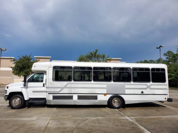 2004 Chevrolet Kodiak C5500 33 Passenger Shuttle Bus!!! - cars &... for sale in Palm Coast, FL – photo 4
