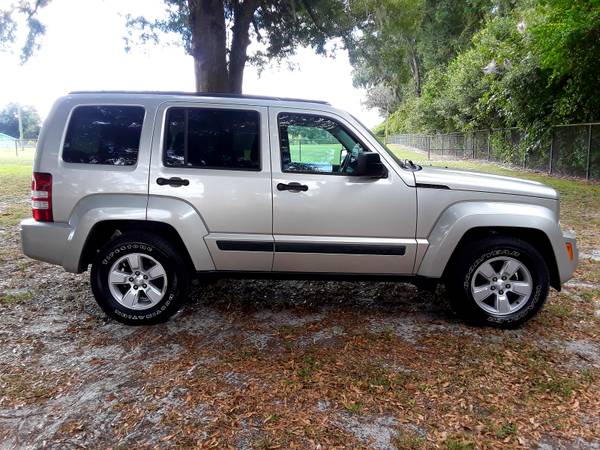 2009 Jeep Liberty 4X4 for sale in Dade City, FL – photo 3