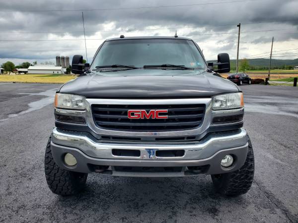 2005 GMC 2500 Duramax Diesel Crew Cab 4X4 - - by for sale in Shippensburg, PA – photo 2