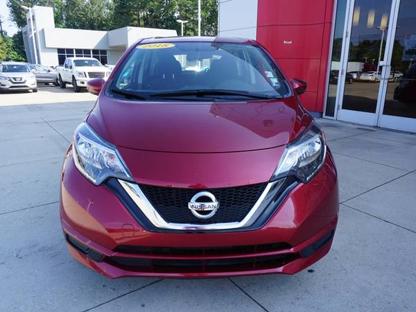 2018 Nissan Versa Note SV hatchback Cayenne Red for sale in Baton Rouge , LA – photo 3