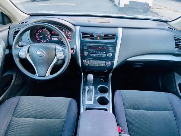 2013 Nissan with low miles 60,000 miles￼ - cars & trucks - by owner... for sale in Bronx, NY – photo 8
