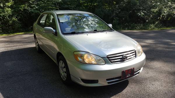 2004 Toyota Corolla (ONLY 122,333 Miles!) for sale in Warsaw, IN – photo 11