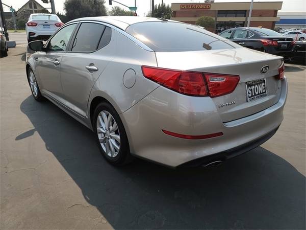 *2015* *Kia* *Optima* *LX* - cars & trucks - by dealer - vehicle... for sale in Porterville, CA – photo 5