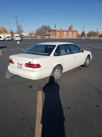 1995 Ford Taurus GL. (136,000) miles - cars & trucks - by owner -... for sale in Nampa, ID – photo 4