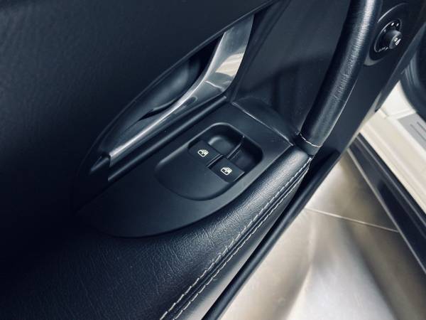2014 Maserati GranTurismo Sport Heated Seats Backup Cam Carbon Fiber... for sale in Portland, OR – photo 16
