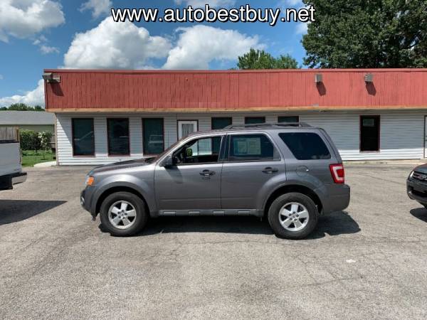 2011 Ford Escape XLT 4dr SUV Call for Steve or Dean - cars & trucks... for sale in Murphysboro, IL – photo 3