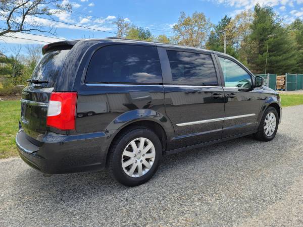 2014 Chrysler Town & Country Touring - - by dealer for sale in Exeter, RI – photo 7
