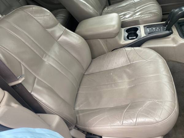 2003 Jeep Grand Cherokee Laredo, 4X4, HEATED LEATHER - cars & trucks... for sale in Dover, PA – photo 10
