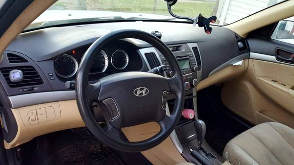 2010 Hyundai Sonata GLS 4 cylinder, 2.5 liter for sale - cars &... for sale in Buffalo, NY – photo 5