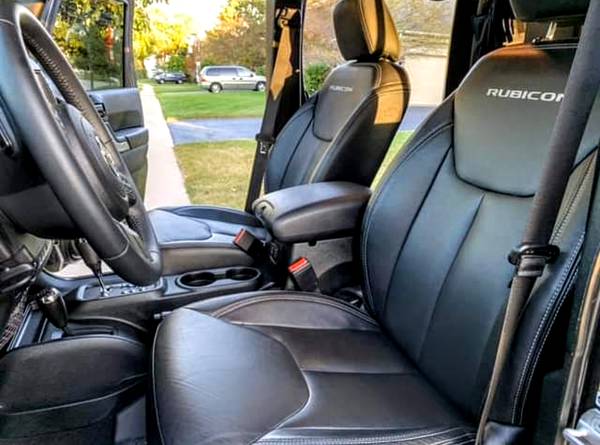 2017 Jeep Wrangler Unlimited Rubicon 4×4 (Only 14k Miles) - cars &... for sale in Loves Park, IL – photo 6