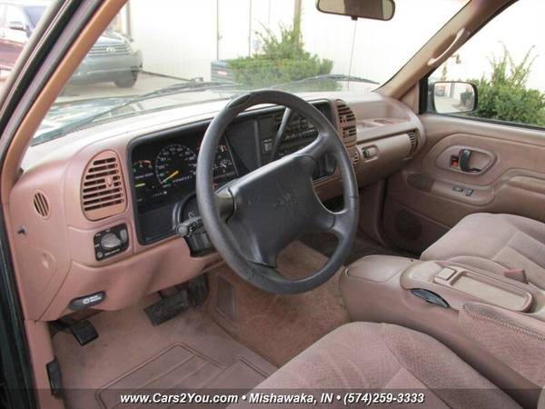 1995 GMC SIERRA 1500 EXTENDED CAB 5.7L V8 *READY FOR WINTER* - cars... for sale in Mishawaka, IN – photo 7