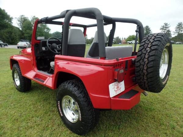 1992 *Jeep* *Wrangler* *2dr Renegade* Red for sale in Johnstown , PA – photo 4