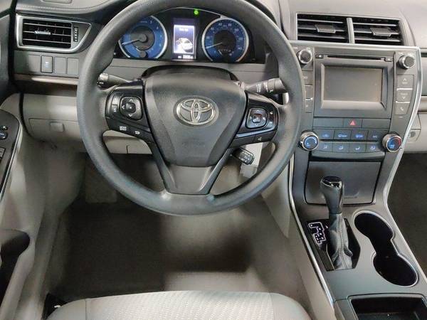 2016 Toyota Camry XLE Financing Options Available!!! - cars & trucks... for sale in Libertyville, IL – photo 24