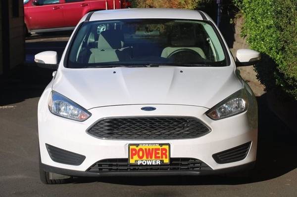 2016 Ford Focus SE Sedan - cars & trucks - by dealer - vehicle... for sale in Lincoln City, OR – photo 2