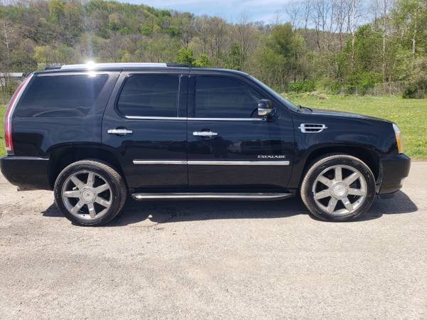2008 Cadillac Escalade AWD - - by dealer - vehicle for sale in Darlington, PA – photo 5