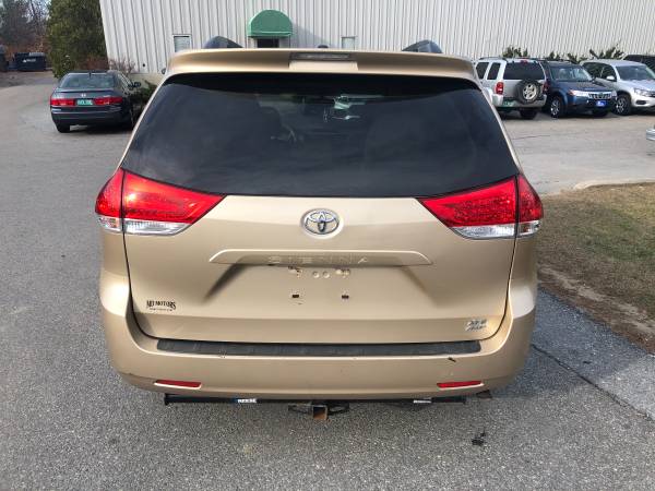 2014 TOYOTA SIENNA AWD XLE - cars & trucks - by dealer - vehicle... for sale in Williston, VT – photo 6
