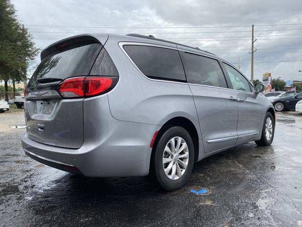 2017 Chrysler Pacifica Touring-L Minivan 4D BUY HERE PAY HERE!! for sale in Orlando, FL – photo 12