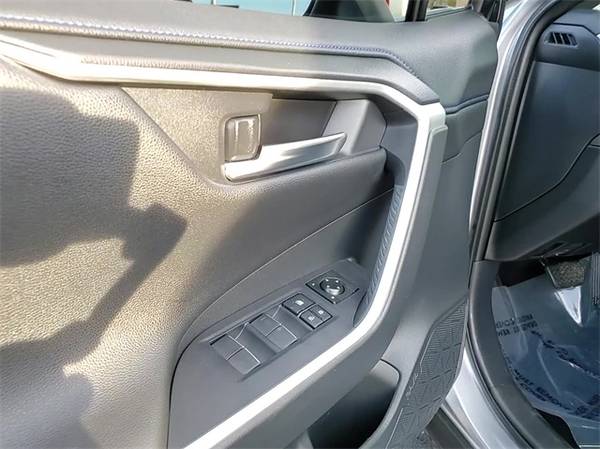 2019 Toyota RAV4 Hybrid XSE suv Silver Sky Metallic - cars & trucks... for sale in Elgin, IL – photo 12