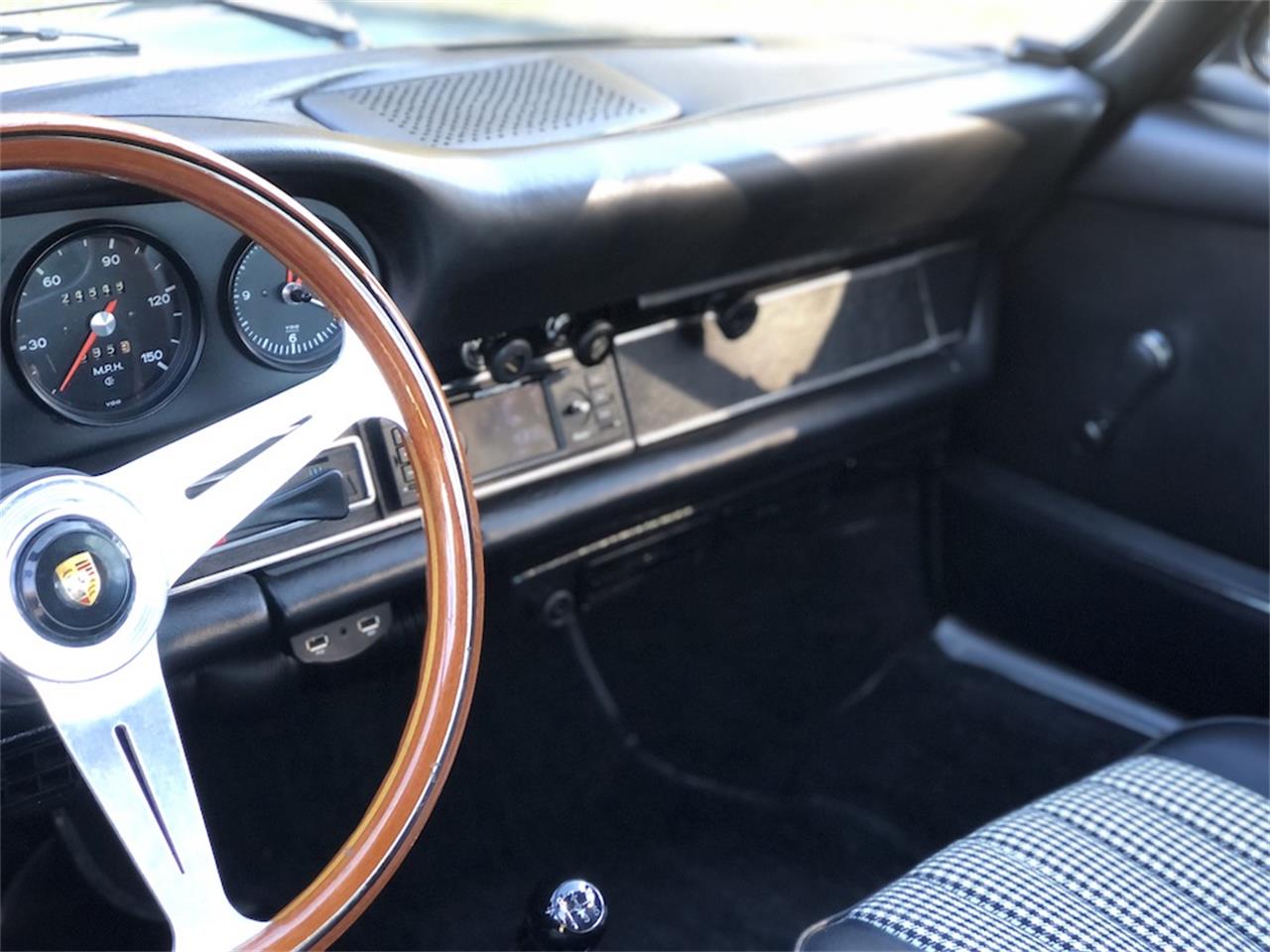 1969 Porsche 911T for sale in Southampton, NY – photo 25