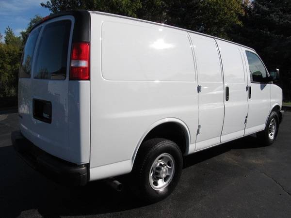 2018 Chevrolet Express 2500 Cargo for sale in Spencerport, NY – photo 7