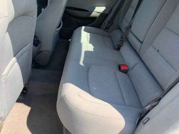 2018 Chevrolet Chevy Malibu LT 4dr Sedan for sale in TAMPA, FL – photo 12