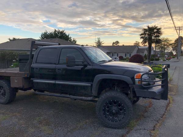 2005 GMC Duramax lifted flatbed - cars & trucks - by owner - vehicle... for sale in Medford, OR – photo 5