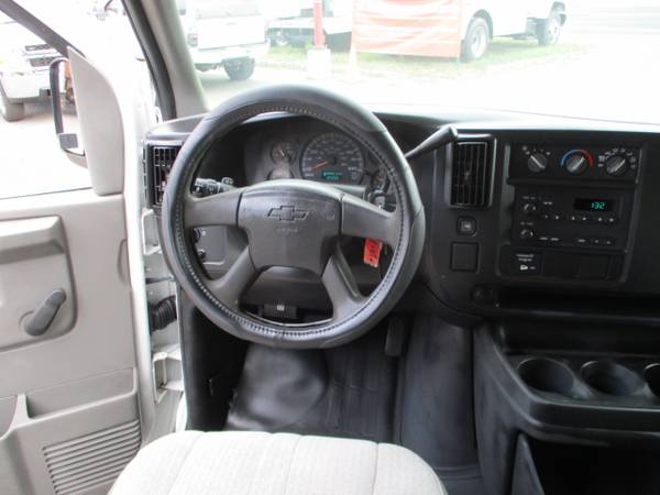2004 Chevrolet 3500 ENCLOSED UTILITY / SERVICE BODY CUTAWAY for sale in south amboy, NJ – photo 13
