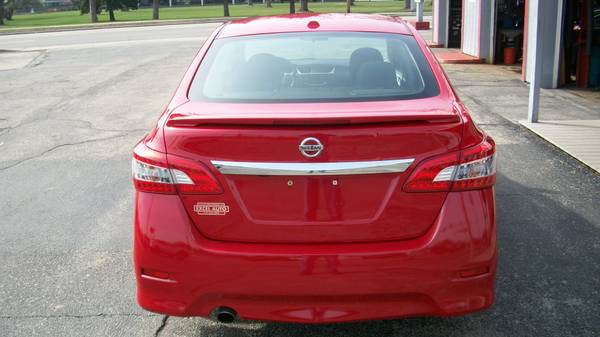 2015 Nissan Sentra SR - Buy Here Pay Here - Drive Today! - cars & for sale in Toledo, OH – photo 4