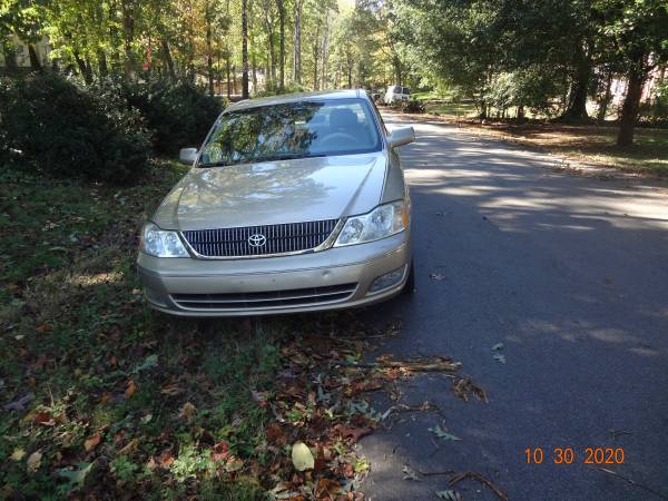 2002 Toyota Avalon XLS - cars & trucks - by owner - vehicle... for sale in Charlotte, NC