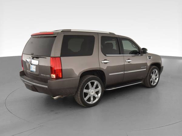 2013 Caddy Cadillac Escalade Luxury Sport Utility 4D suv Brown - -... for sale in Fresh Meadows, NY – photo 11