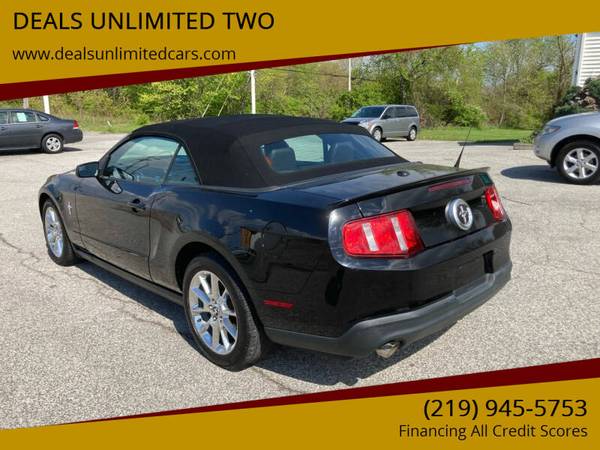 2011 Ford Mustang convertible - Triple Black - 101k miles - cars & for sale in Merrillville, IL – photo 11