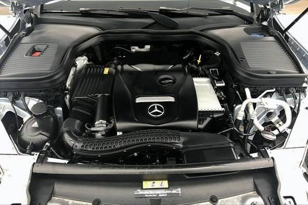 2017 Mercedes-Benz GLC GLC 300 -EASY APPROVAL! - cars & trucks - by... for sale in Honolulu, HI – photo 9