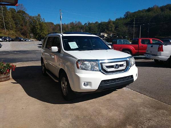 2011 Honda Pilot EX-L 2WD 5-Spd AT with Navigation - cars & trucks -... for sale in Cleveland, AL – photo 2