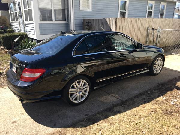 08 Mercedes Benz c300 4matic for sale in Beloit, WI – photo 2