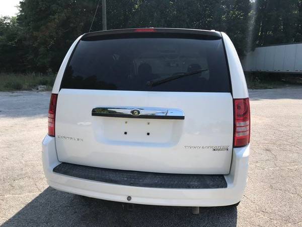 2010 Chrysler Town and Country Handicap Accessible Wheelchair Van for sale in Dallas, CA – photo 7