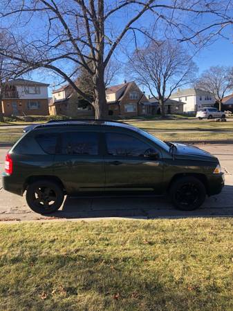 07 Jeep Compass $4500 - cars & trucks - by owner - vehicle... for sale in milwaukee, WI – photo 4