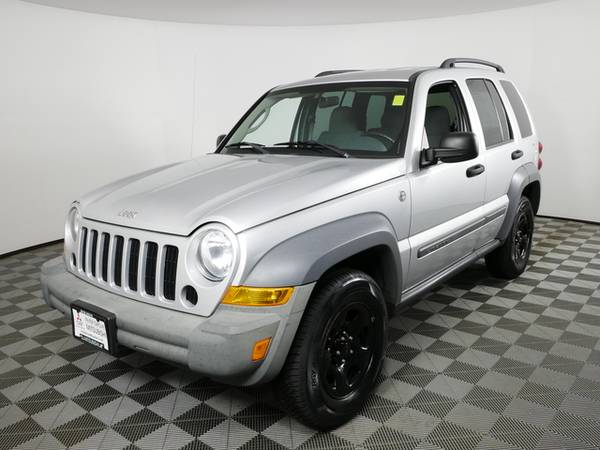 2006 Jeep Liberty Sport - - by dealer - vehicle for sale in Inver Grove Heights, MN – photo 2
