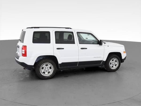 2015 Jeep Patriot Sport SUV 4D suv White - FINANCE ONLINE - cars &... for sale in Long Beach, CA – photo 12