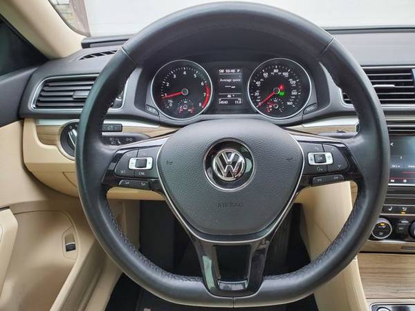 2017 Volkswagen Passat - - by dealer - vehicle for sale in Centralia, OR – photo 12