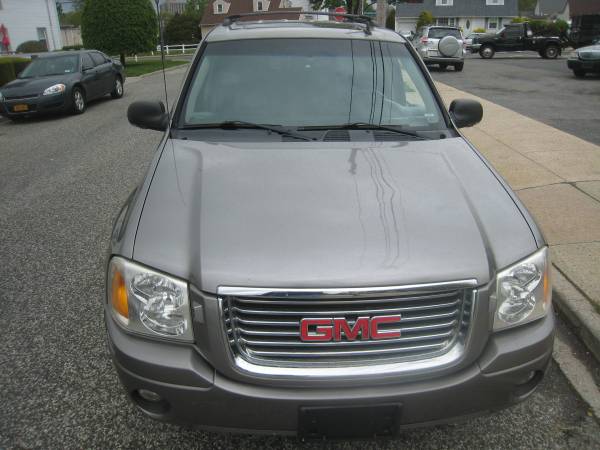 2009 GMC ENVOY SLT - 4X4 - 1 OWNER - - by dealer for sale in East Meadow, NY – photo 2