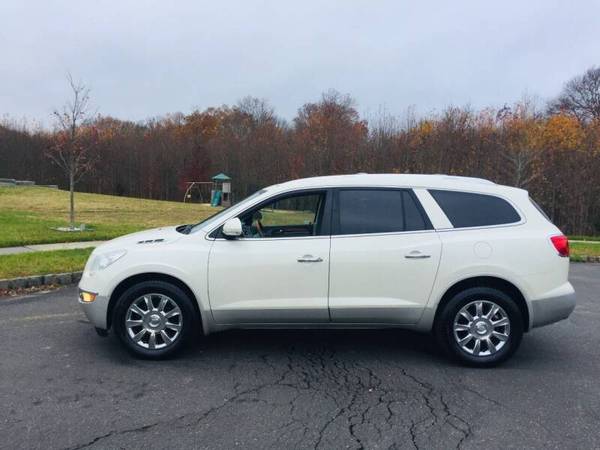 2011 Buick Enclave 3rd row--WE FINANCE EVERYONE - cars & trucks - by... for sale in burlington city, NJ – photo 2