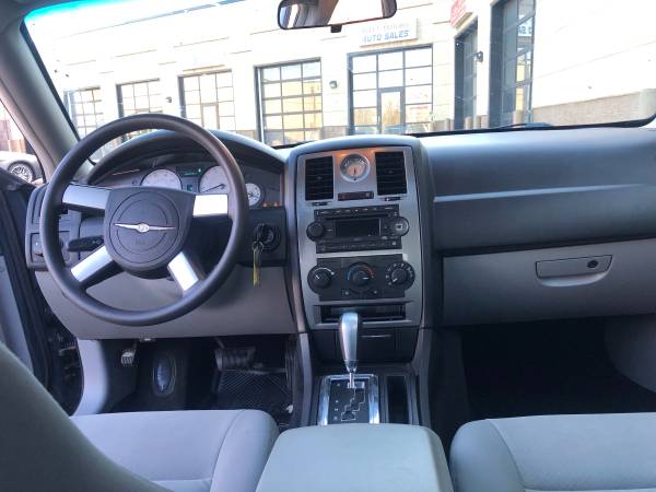 2007 CHRYSLER 300 limited with 134xxx miles only! - cars & for sale in Saint Paul, MN – photo 17