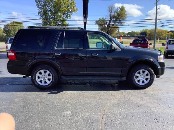 3rd Row! 2010 Ford Expedition XLT! 4x4! Clean Carfax! - cars &... for sale in Ortonville, MI – photo 6