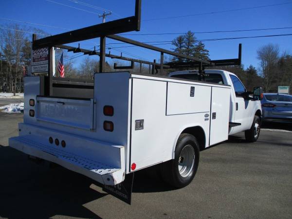 2011 Ford Super Duty F-350 DRW F350 Truck XL Utility Extra Clean for sale in Brentwood, NH – photo 3