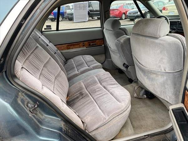 1993 Buick LeSabre Limited - sedan - - by dealer for sale in Grand Blanc, MI – photo 7