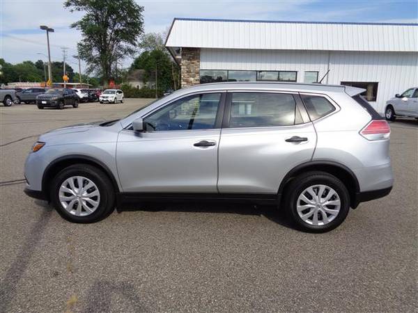 2016 Nissan Rogue S AWD SUV 2.5L 4 cyl with 28483 miles for sale in Wautoma, WI – photo 6