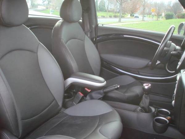 2010 Mini Cooper Clubman S - 6 Speed/Leather/Bluetooth/Xenons/Clean... for sale in Bethlehem, PA – photo 10