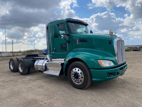2013 Kenworth T660 Daycab/Paccar Mx (485 hp) - - by for sale in Zion, TX – photo 2
