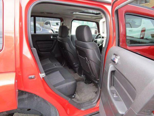 2008 HUMMER H3 Base 4x4 4dr SUV - EASY FINANCING! for sale in Waltham, MA – photo 18