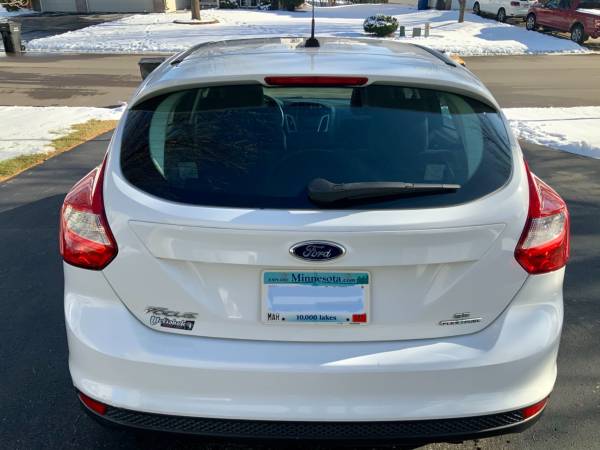 2013 Ford Focus Hatchback SE - cars & trucks - by owner - vehicle... for sale in Shakopee, MN – photo 8